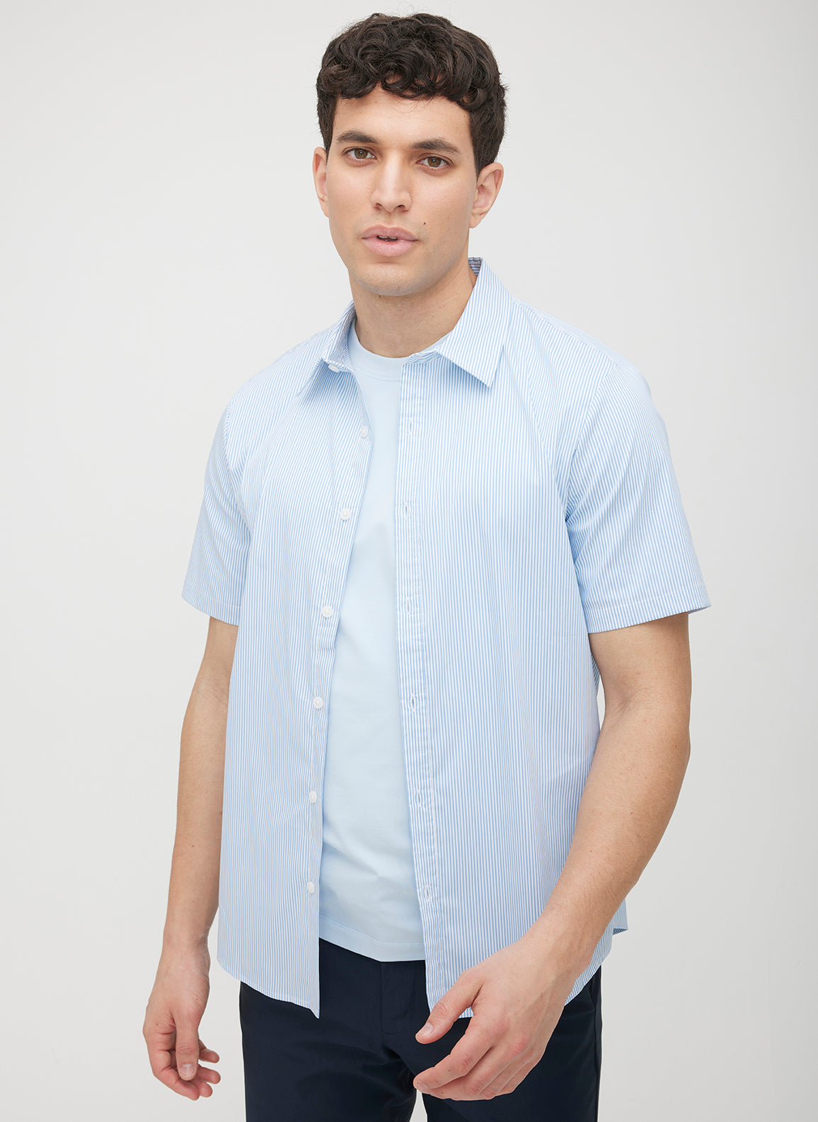 Acadia Short Sleeve Poplin Shirt ?? | M || Bright White/Cool Blue Stripe