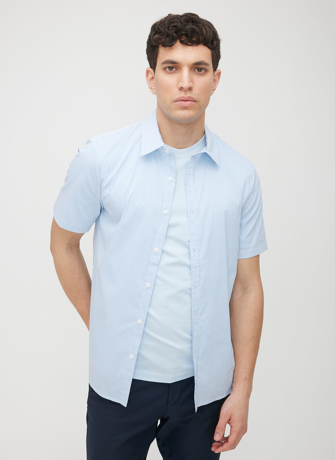 Acadia Short Sleeve Poplin Shirt ?? | M || Bright White/Cool Blue Stripe