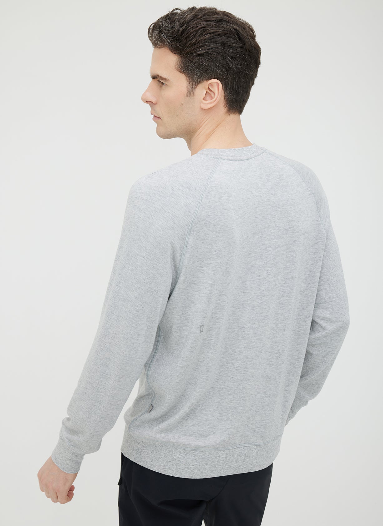 Brushed Crewneck Long Sleeve Tee ?? | M || Light Grey Melange