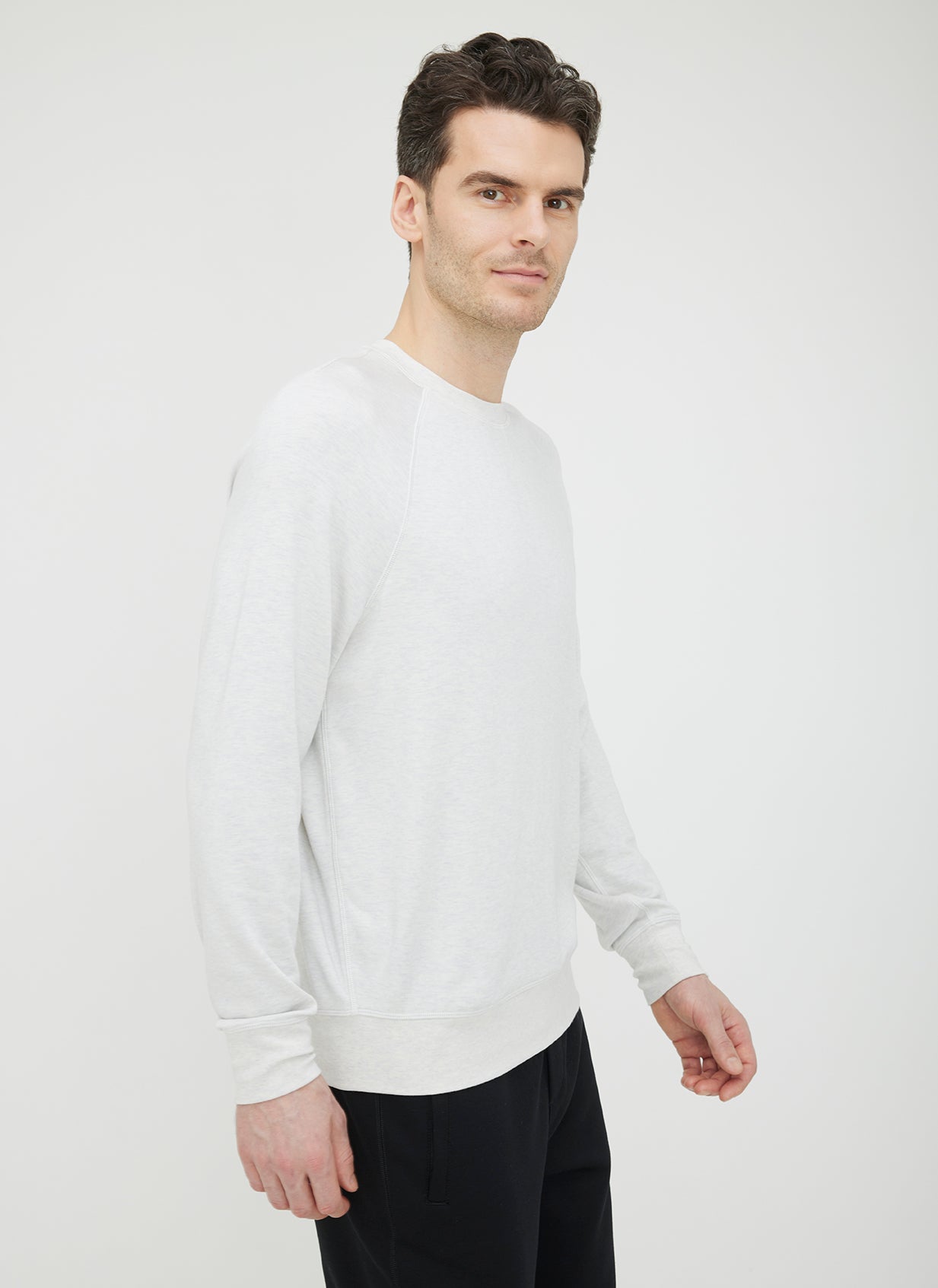 Brushed Crewneck Long Sleeve Tee ?? | M || White Melange