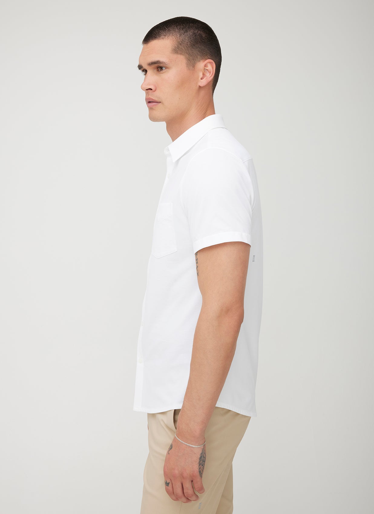 City Tech Short Sleeve Shirt ?? | M || Off White