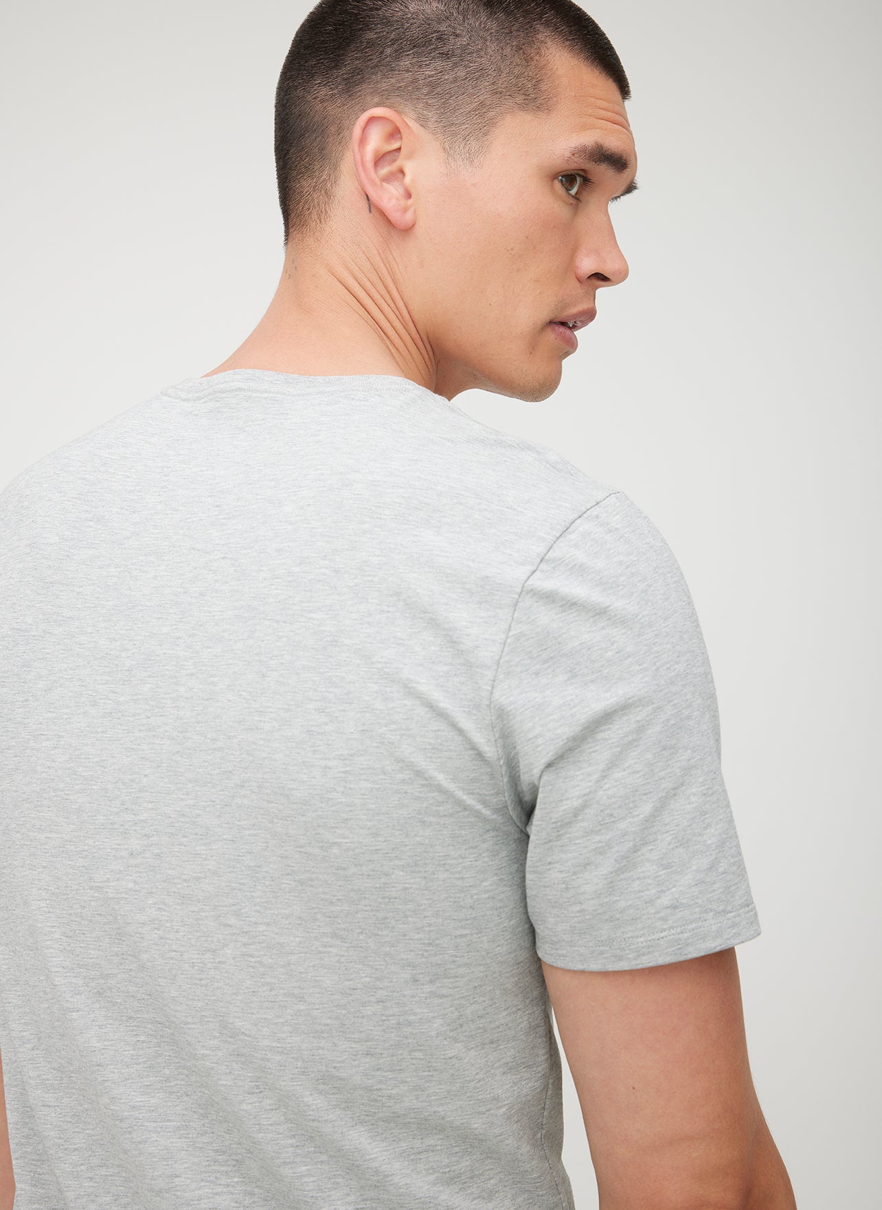 Stanton Short Sleeve V-Neck Tee ?? | M || Light Grey Melange