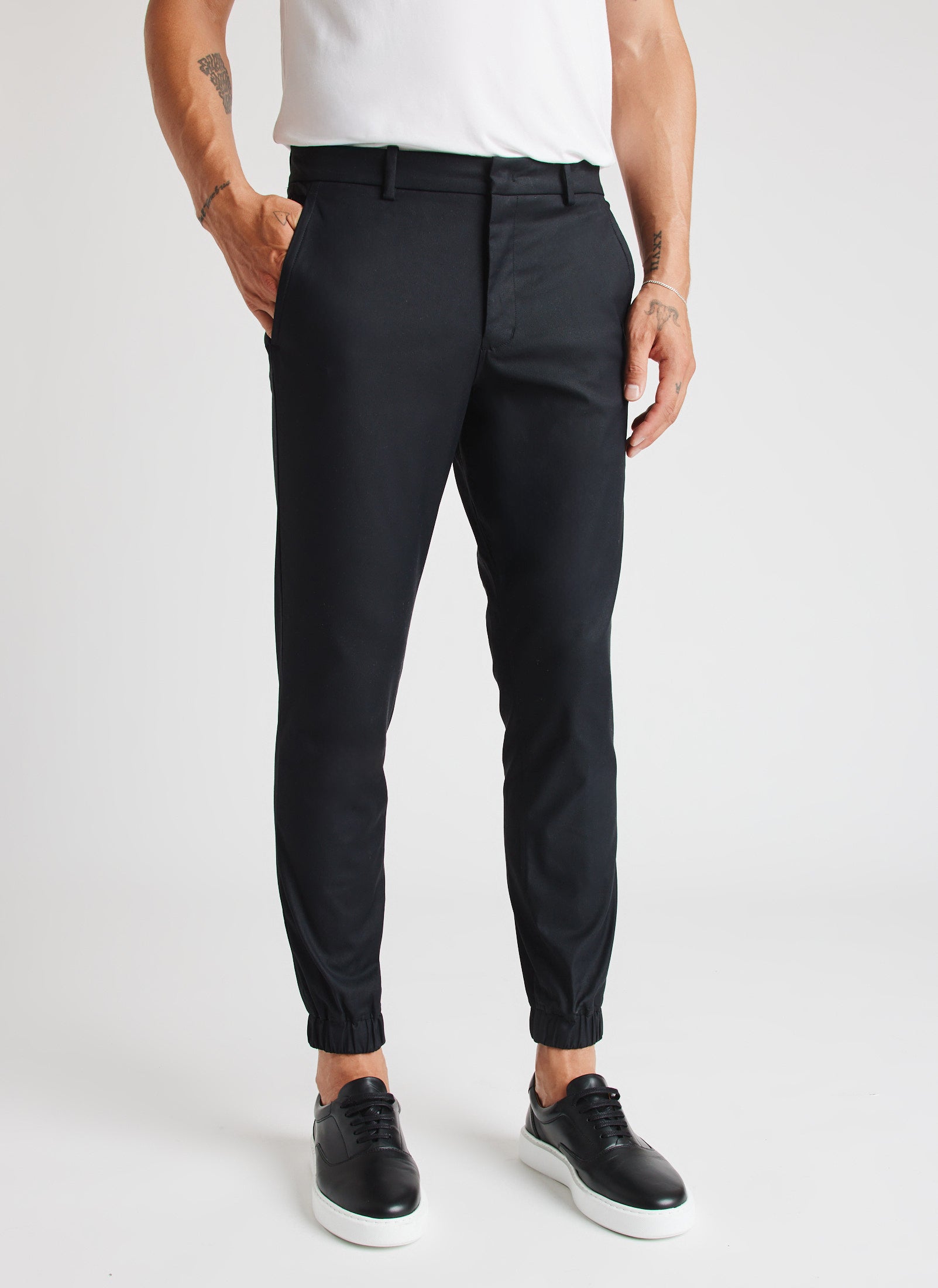 Navigator Commute Joggers ?? Model:: Adryan | 32 || Black