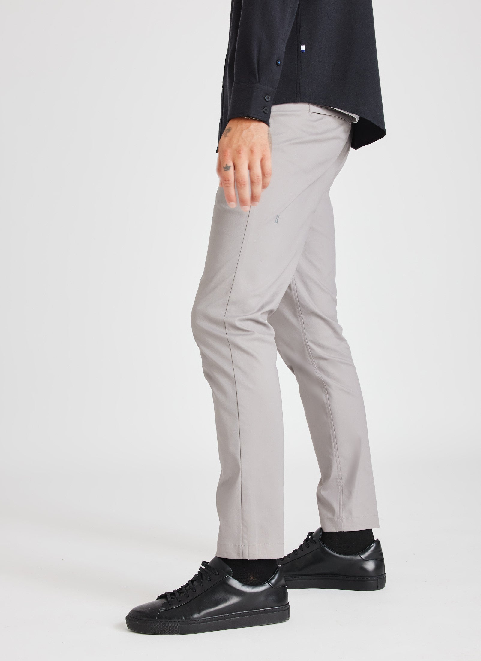 Navigator Commute Pants ?? Model:: Adryan | 32 || Storm Dust