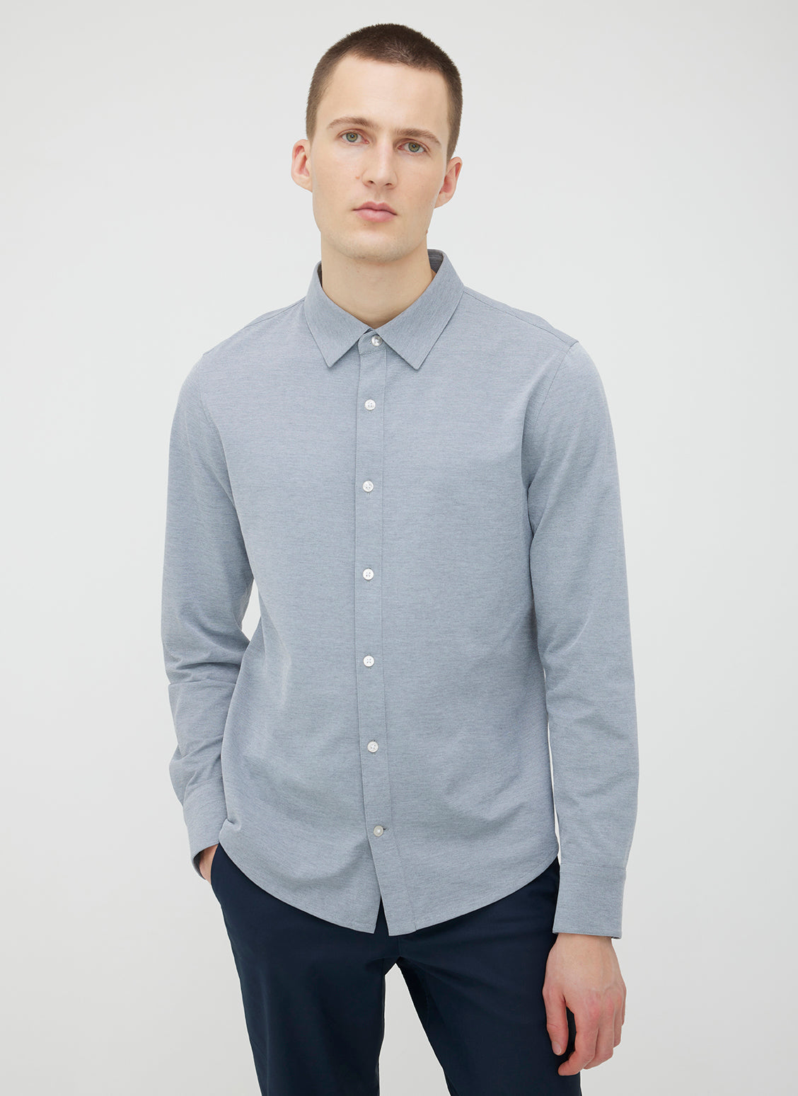 City Tech Classic Shirt ?? Model:: Scott | M || Steel Chambray